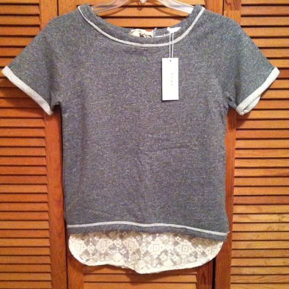 Bebe t-shirt with lace