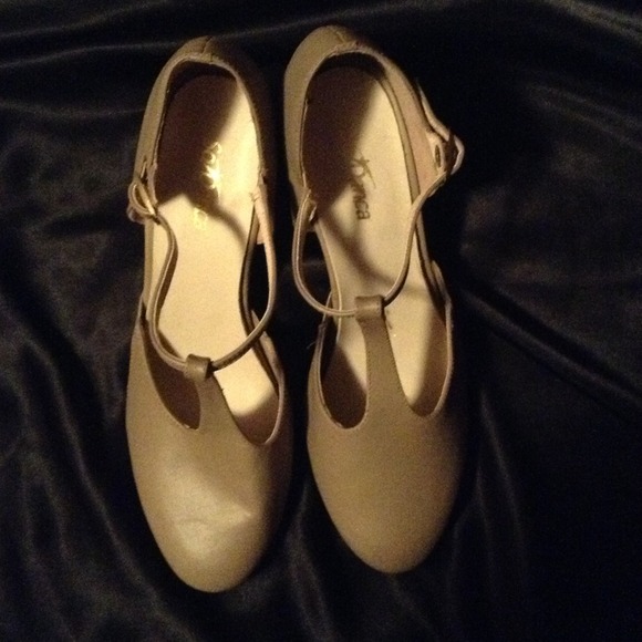 Dance shoes
