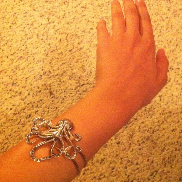 octopus bracelet