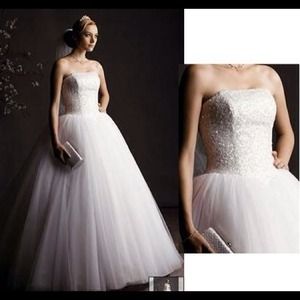 Oleg Cassini Wedding Dress