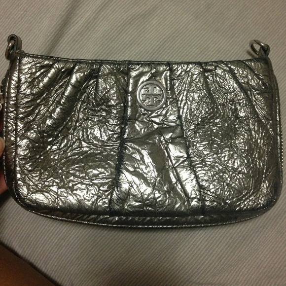 Tory burch small clutch