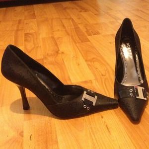 BCBG low heels