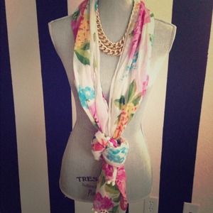 S🚫LD || Floral Pom Pom Scarf