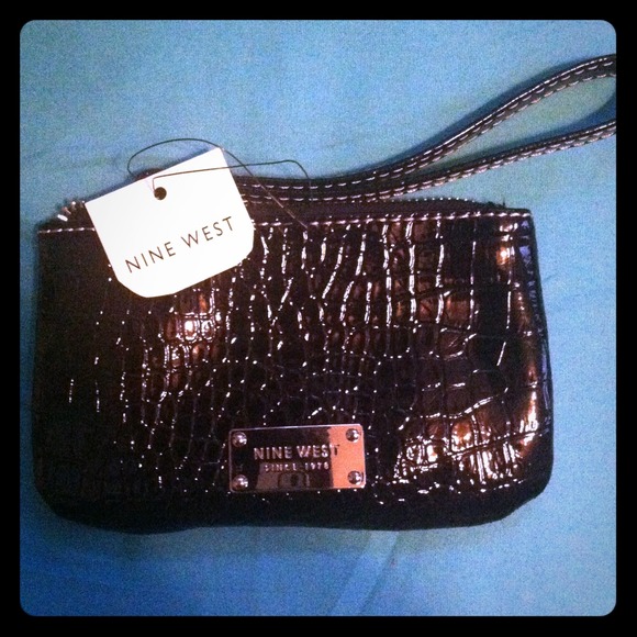 Nine West Wristlet