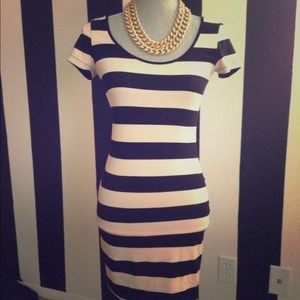 S🚫LD || Striped Dress