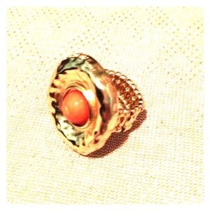 Oversized ring