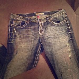 BKE jean capri's!
