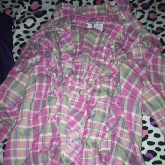 Button up - Picture 1 of 1