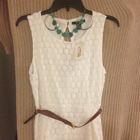 Forever 21 dress, necklace, belt, earrings - Picture 3 of 4