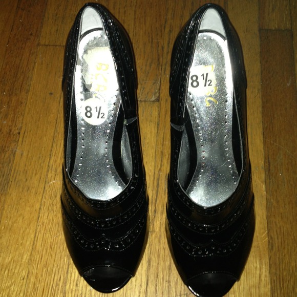 Black peep toe heels