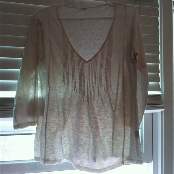 Sold! J.Crew Pintuck V-neck T-shirt Sz.S Creame - Picture 1 of 2