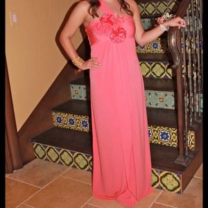 Long pink one-shoulder dress