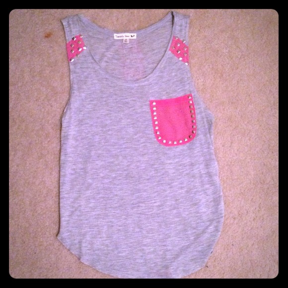 Grey and pink studded tank - Picture 1 of 2
