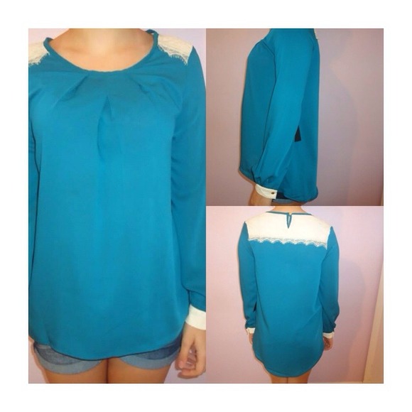 Long sleeve shirt with lace color minty, teal.