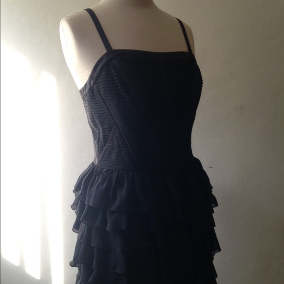 bisou bisou  Dresses & Skirts - CLEARANCE✂✂Bisou Bisou corset frame dress