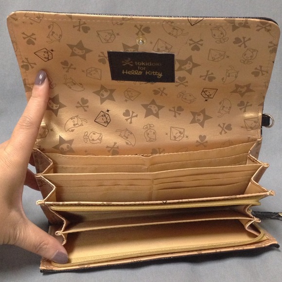 🚫BUNDLED🚫tokidoki for hello kitty wallet - Picture 3 of 4