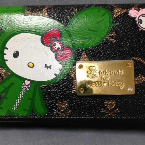 🚫BUNDLED🚫tokidoki for hello kitty wallet - Picture 4 of 4