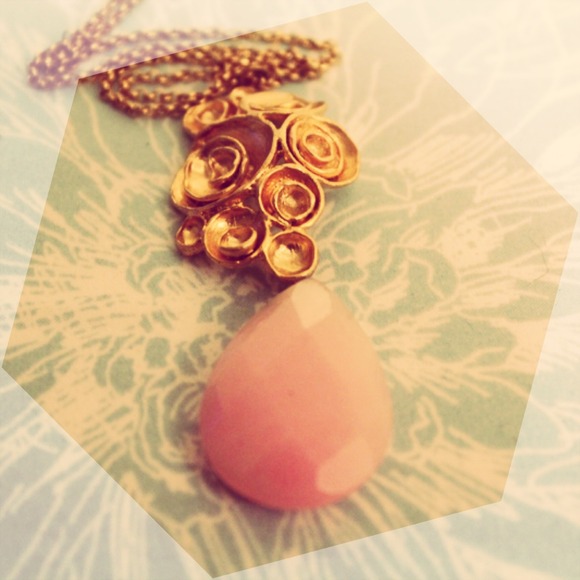 🔴SOLD🔴Pink teardrop long necklace