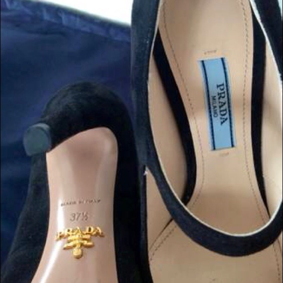 Prada Black Suede Pumps (Brand new, Never used) - Picture 3 of 4