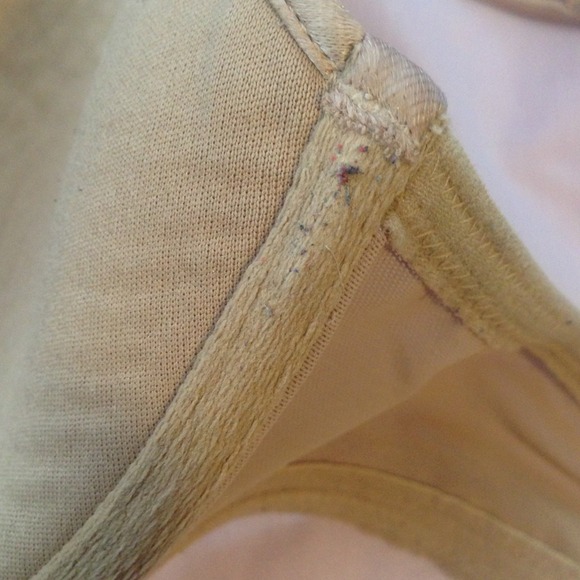 💋 SOLD! 💋Nude 34DDD bra - Picture 3 of 4