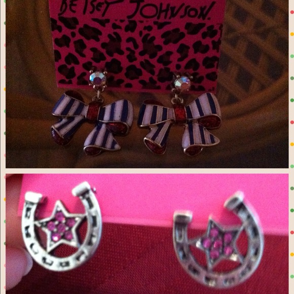 🚫Bundled🚫earrings by Betsey Johnson