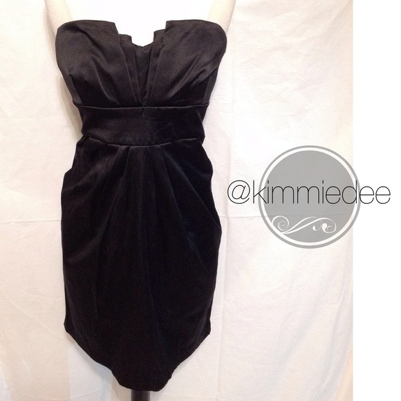 Dresses & Skirts - ❌BUNDLED❌Perfect LBD black satin cocktail dress