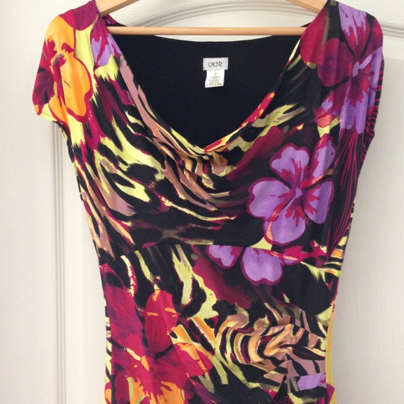 Sold In Bundle Cache Tropical Print Dress - Picture 2 of 3