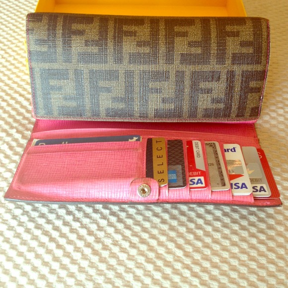 Fendi wallet