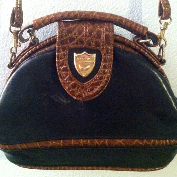 Vintage dolce vita purse!