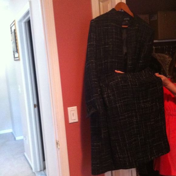 Long jacket short skirt