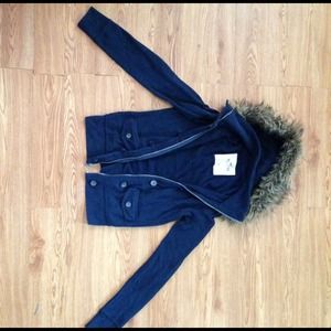 Navy blue, hoodie with faux fur on the hood