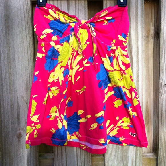 Large strapless hot pink floral top