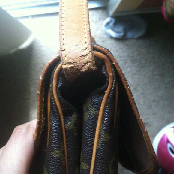 Additional pics. Of LV Saumur