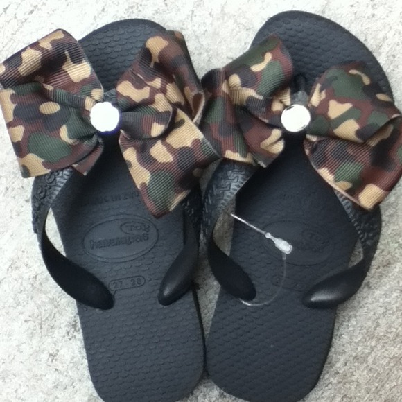 Duck dynasty inspired flip flops!