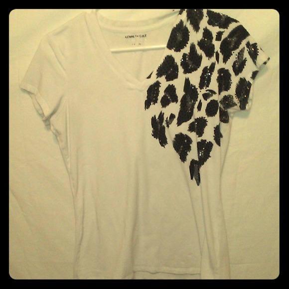 Kenneth Cole Reaction cheetah print tee