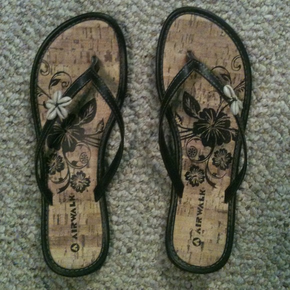 Black Beachy Sandals