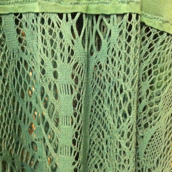 Kenar Racerback Top - Picture 3 of 4