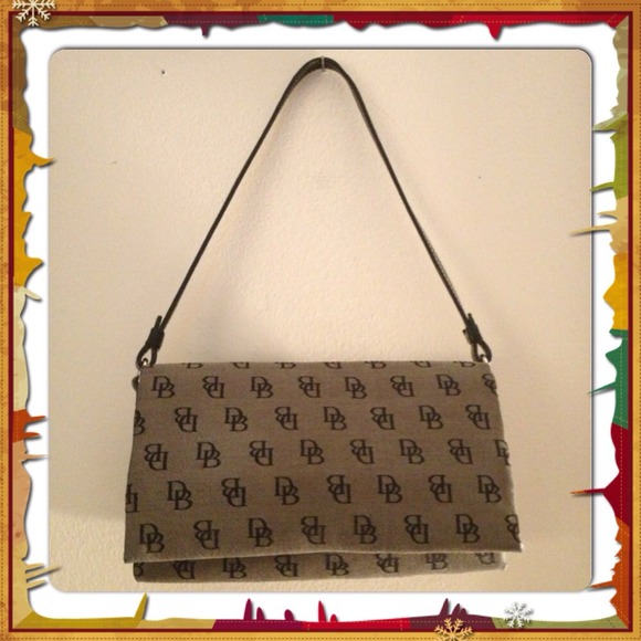 Cute Dooney & Bourke mini shoulder bag