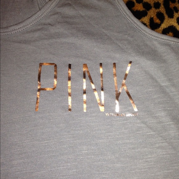 VS Pink Racerback ✨ 20$ PP Shipped! - Picture 2 of 3