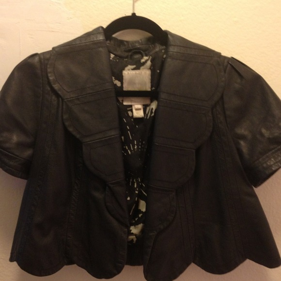 🚫Sold in bundle🚫Tracy Reese scalloped leather