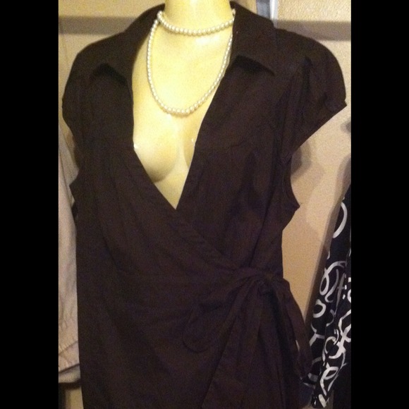 Chocolate brown cap sleeve wrap dress!
