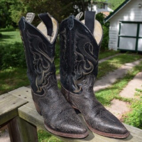 Justin Boots - Justin Vintage Collection Boots. 🎉HP x2🎉