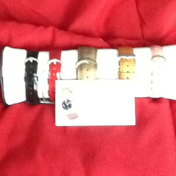 SWAROVSKI CRYSTAL AND LEATHER WATCHES - Picture 4 of 4