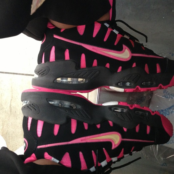 Nikes . SOLD