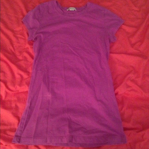 Two tight tee tops!