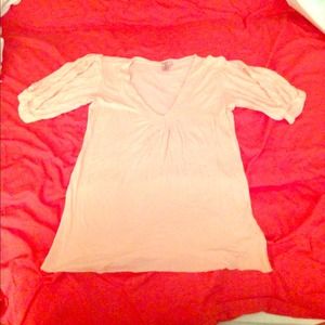 Light pink v-neck top!