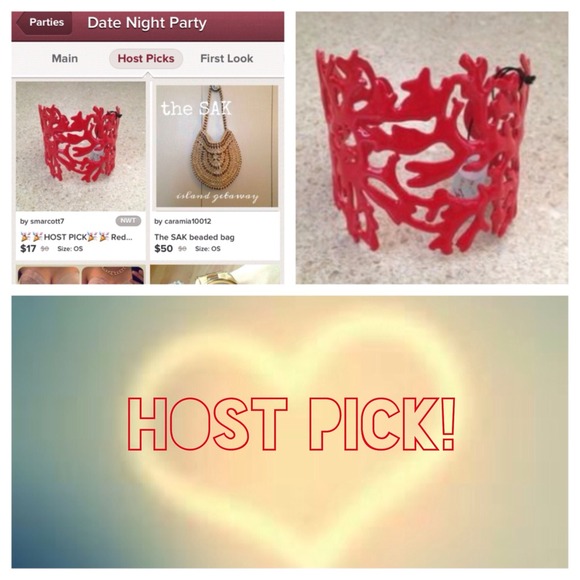 🚫SOLD🚫🚫🎉HOST PICK🎉🎉Red Coral Reef Cuff