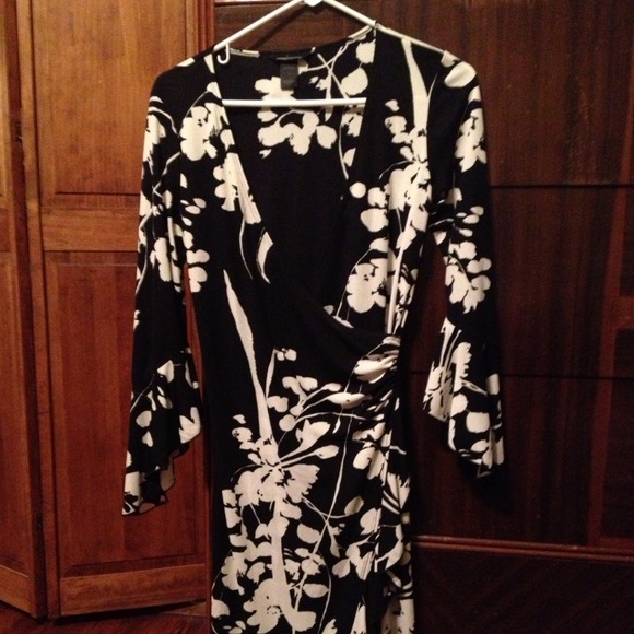 New without tags, moda international tea-length 4
