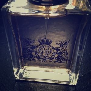 🚫ON HOLD🚫Juicy Couture Perfume