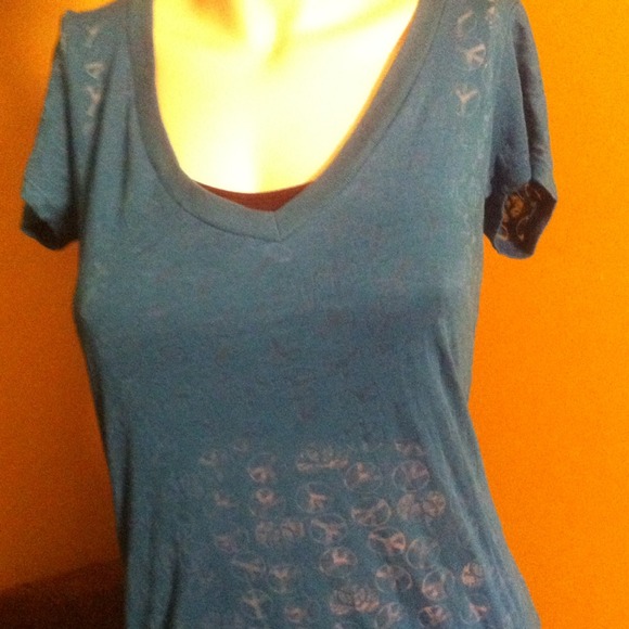 ⏬Reduced⏬Beautiful Top,NWOT - Picture 2 of 4